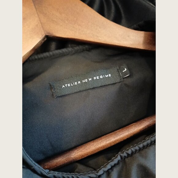 ATELIER NEW REGIME - Technical Velcro strap vest - Sz L - Picture 4 of 8